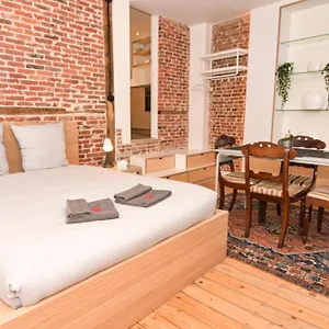 Family Duplex Getaway - Perfectly Positioned For Adventures , Brussels Belgium